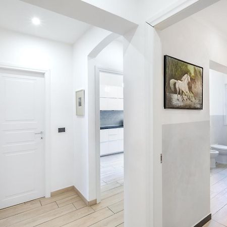 Waterfront District Apartment Генуя Экстерьер фото