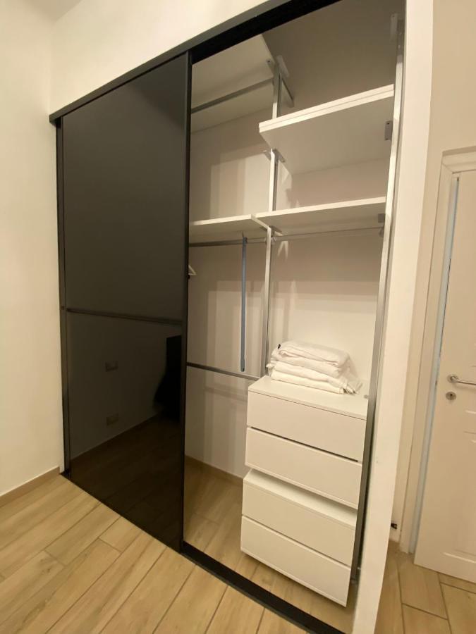 Waterfront District Apartment Генуя Экстерьер фото