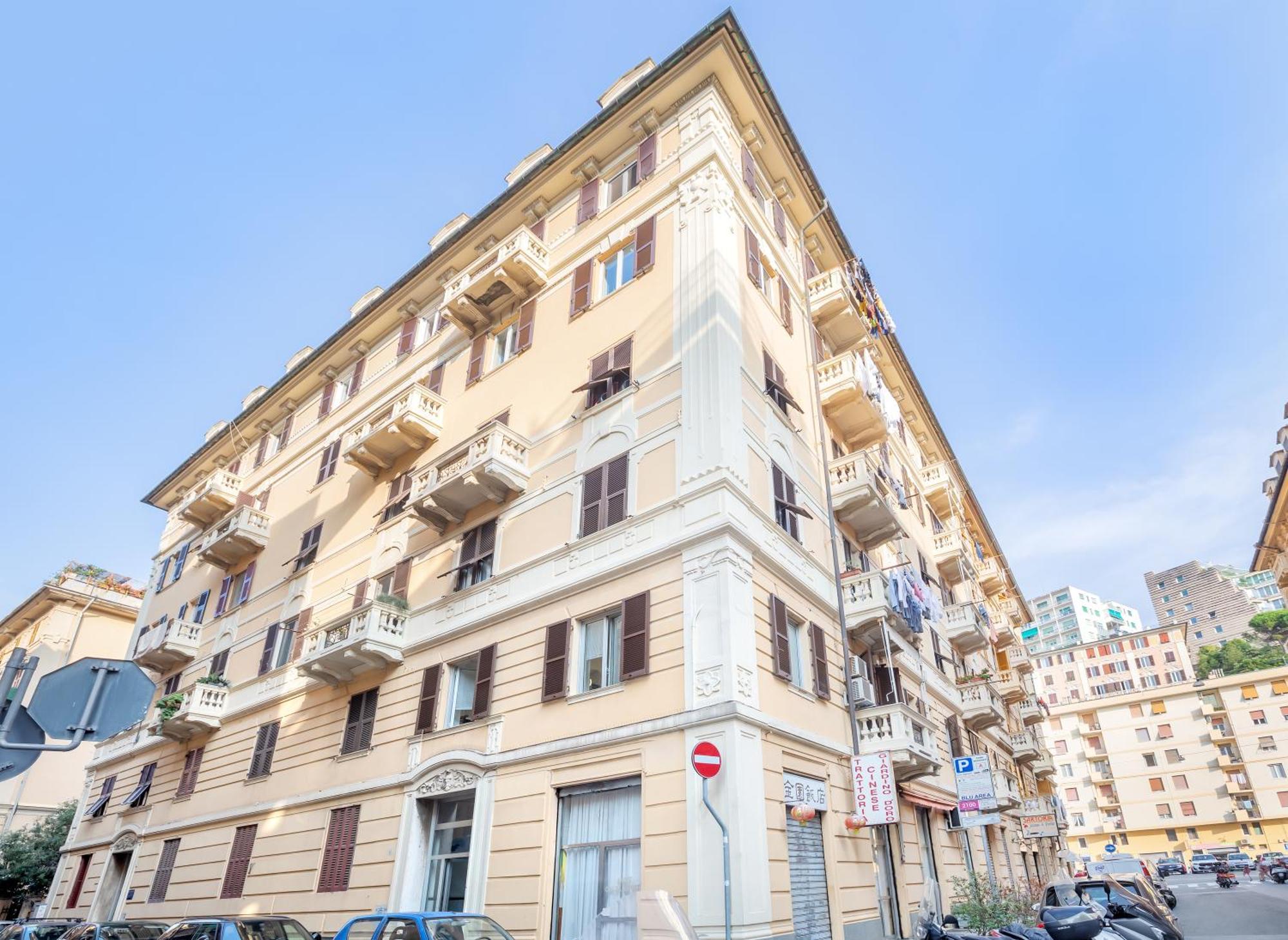 Waterfront District Apartment Генуя Экстерьер фото
